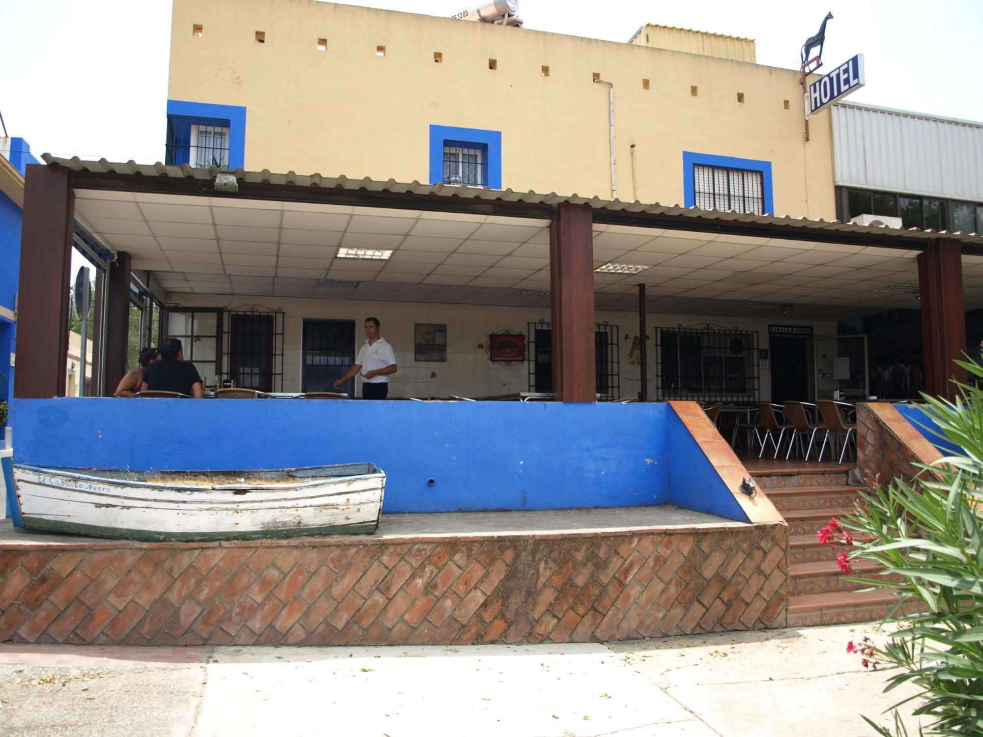 Hotel Caballo Negro ปูแอร์โต เรอาล ภายนอก รูปภาพ